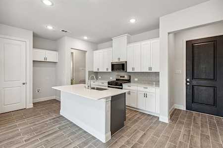 609 Hutchinson Lane Lewisville, TX 75077