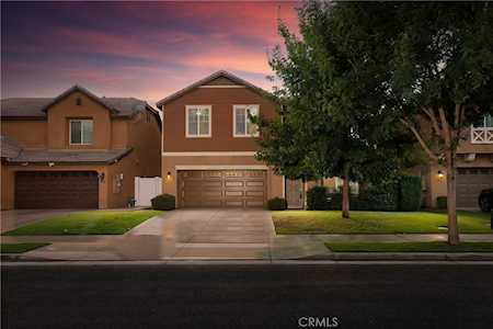 8309 Mcgraw Hill Dr Bakersfield, CA 93311