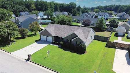 208 Waterwood Way Suffolk, VA 23434