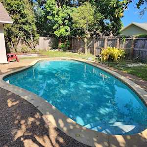 7701 SW 8th St North Lauderdale, FL 33068