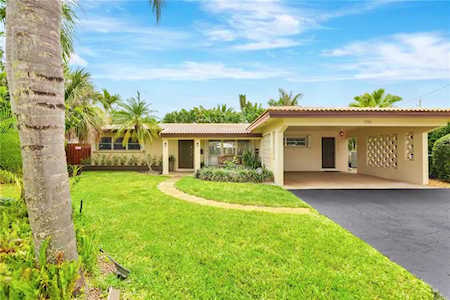 2116 NE 63 St Fort Lauderdale, FL 33308