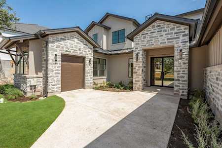 806 Flint Ridge TRL Georgetown, TX 78628