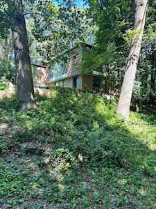 24179 Locust St Farmington Hills, MI 48335