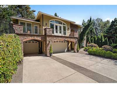 14854 SE 132nd AVE Clackamas, OR 97015