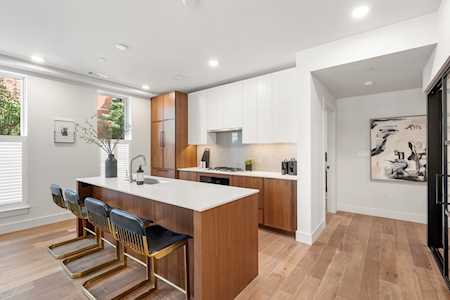 566 Columbus Ave #102 Boston, MA 02118