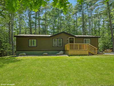 16 Pine Grove Rd Kerhonkson, NY 12446
