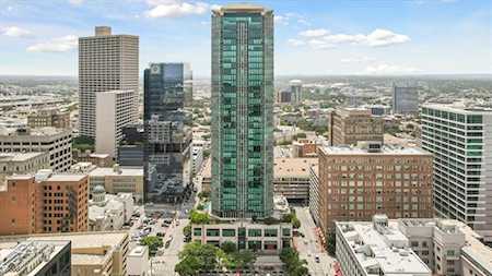 500 Throckmorton Street #3401 Fort Worth, TX 76102