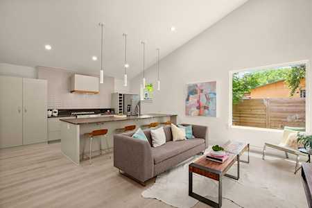 3003 Ray Wood DR #2 Austin, TX 78704