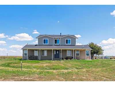 8134 County Road 75.5 Roggen, CO 80652