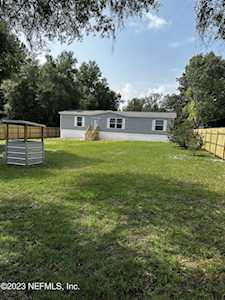 245 Pine ST Hawthorne, FL 32640