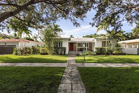 466 NE 101st St Miami Shores, FL 33138