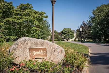 6 Wallis #6 Wenham, MA 01984