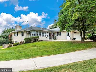 524 Obrecht Rd Sykesville, MD 21784