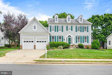 1517 Kingstream Circle Herndon, VA 20170