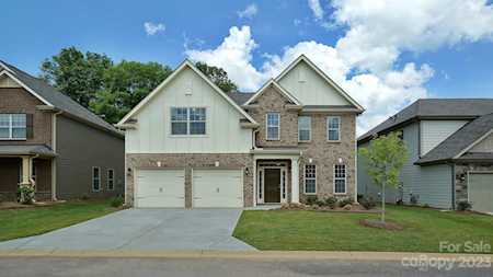 5056 Blue Serenity Ct Denver, NC 28037