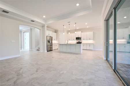 28113 Captiva Shell Loop Bonita Springs, FL 34135