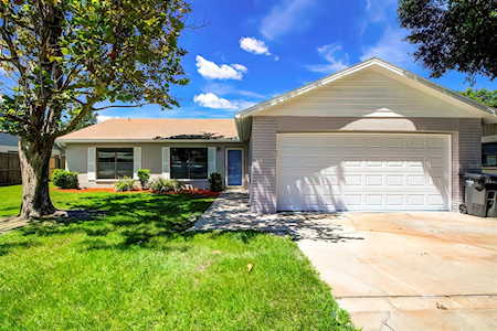 17816 Fallowfield Dr Lutz, FL 33549