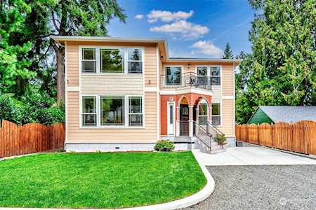 1612 NE 186th St Shoreline, WA 98155