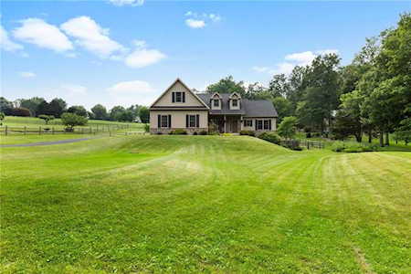 315 Bougher Hill Rd Easton, PA 18042
