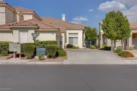 9208 Sunnyfield Dr Las Vegas, NV 89134