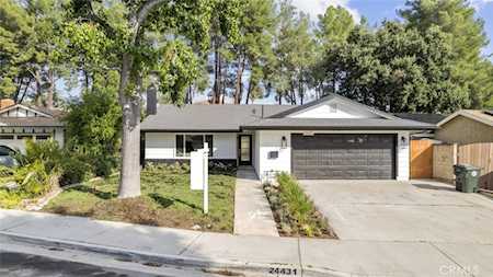 24431 La Glorita Circle Newhall, CA 91321