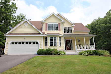 12 Kodiak Rd Brookline, NH 03033