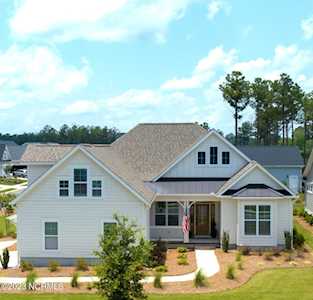 38 Shoal Ave Hampstead, NC 28443