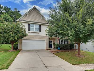 117 Devynn Ridge Ct Mount Holly, NC 28120