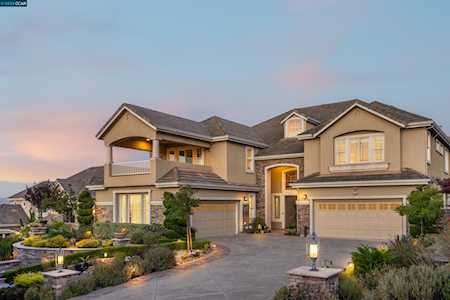 3285 Ashbourne Cir San Ramon, CA 94583