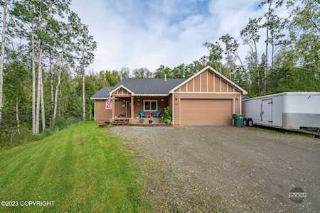 5855 E Summit Circle Wasilla, AK 99654