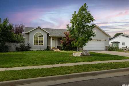 1627 E 7250 S South Weber, UT 84405