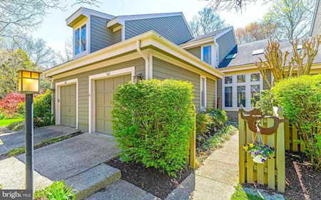 140 Cranes Crook Ln Annapolis, MD 21401