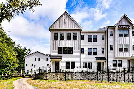 4110 Polluck Way Charlotte, NC 28209