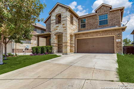 104 Grand Vista Cibolo, TX 78108