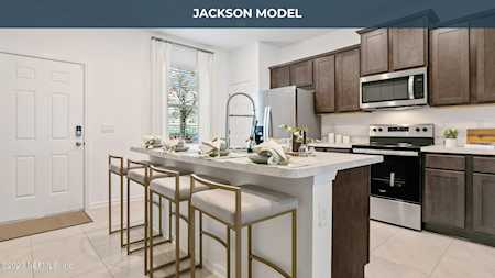 8389 Zenith CIR Jacksonville, FL 32256