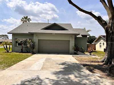 402 Lake Daisy Dr Winter Haven, FL 33884