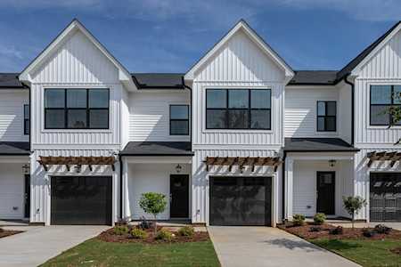 44 Curren Drive Clayton, NC 27520
