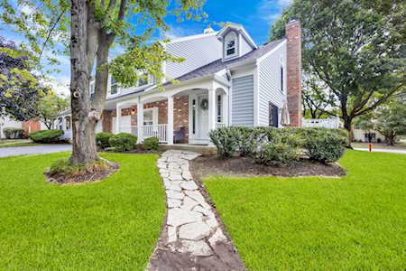 1345 Queensgreen Circle Naperville, IL 60563
