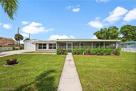 6990 School Ln Fort Myers, FL 33905