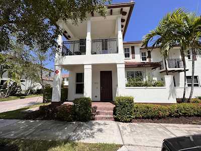 4710 Monarch Way #1-1 Coconut Creek, FL 33073