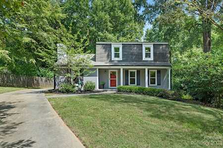 9323 Sardis Forest Dr Charlotte, NC 28270