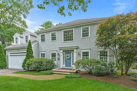 17 Crown Ridge Rd Wellesley, MA 02482