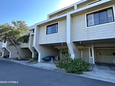 101 S Lumina Ave Wrightsville Beach, NC 28480