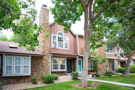 1237 S Flower Circle #E Lakewood, CO 80232