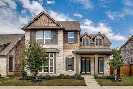 1479 William Way Farmers Branch, TX 75234