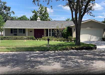 1315 Village Ct Brandon, FL 33511