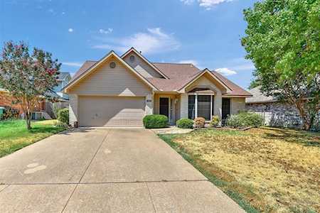1936 Timberline Lane Sherman, TX 75092