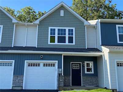 133 Scotty Dr #2 Easton, PA 18045