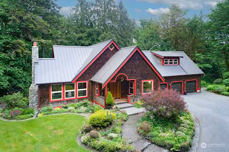 6642 NE Wood Bay Ln Poulsbo, WA 98370