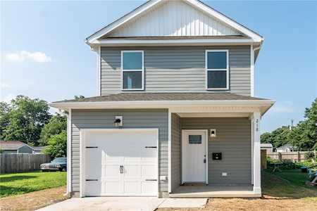 323 Wellons St Suffolk, VA 23434